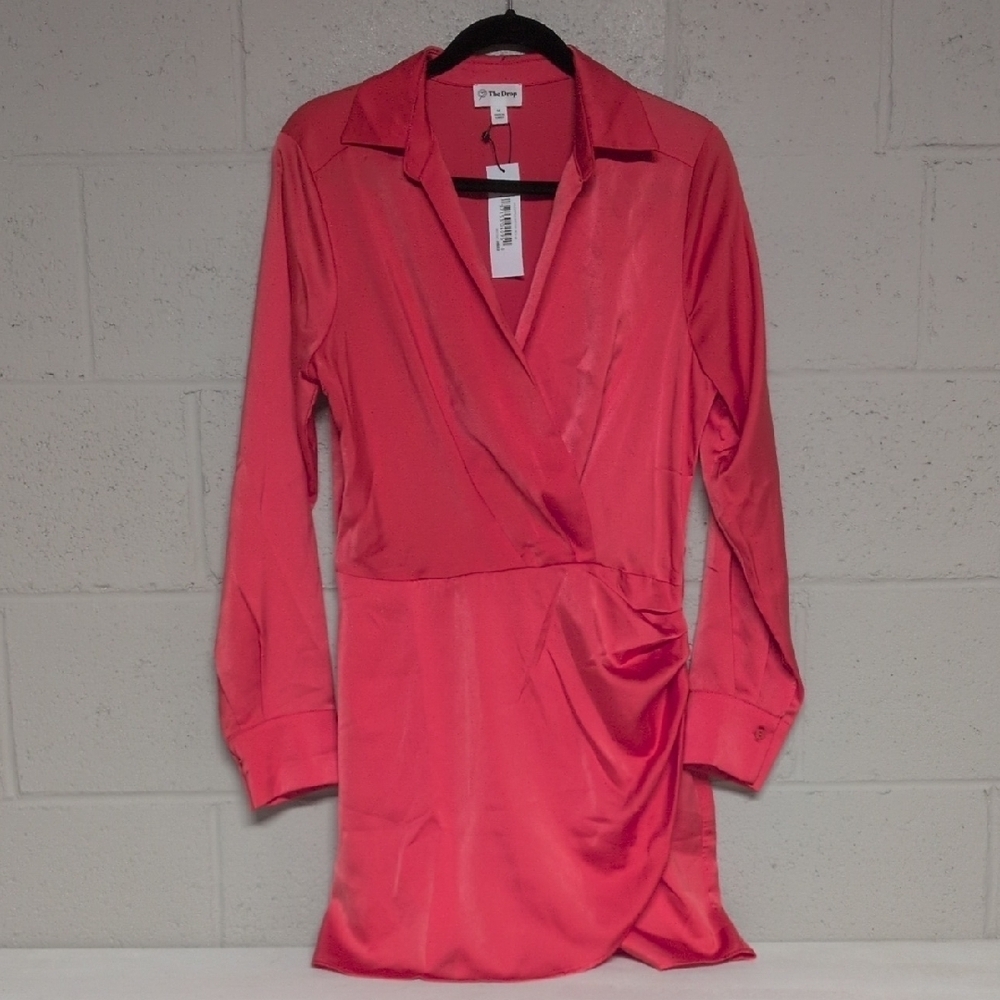 Red Mini Wrap Dress, Bitter Red, Medium, NWT, Date Night, Girl's Night Out - Picture 4 of 11